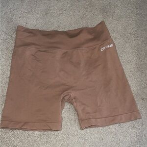 dfyne dynamic shorts!